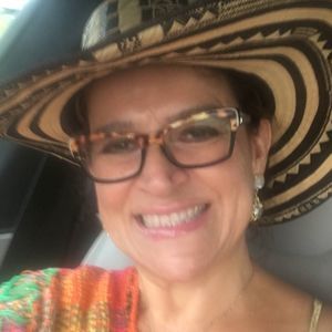 Meet your Posher, Cecilia